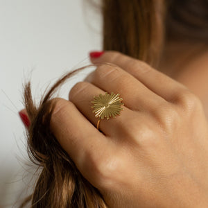 Bague Soleil Levant Dorée - LELIEGE
