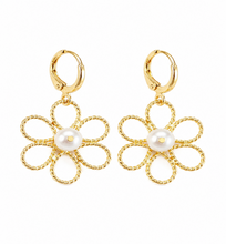 Boucles d'Oreilles Créole Perla  - Fleur dorée et Perle