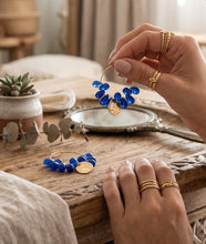 Boucle d'Oreilles Créoles Goutte de Pluie Bleues